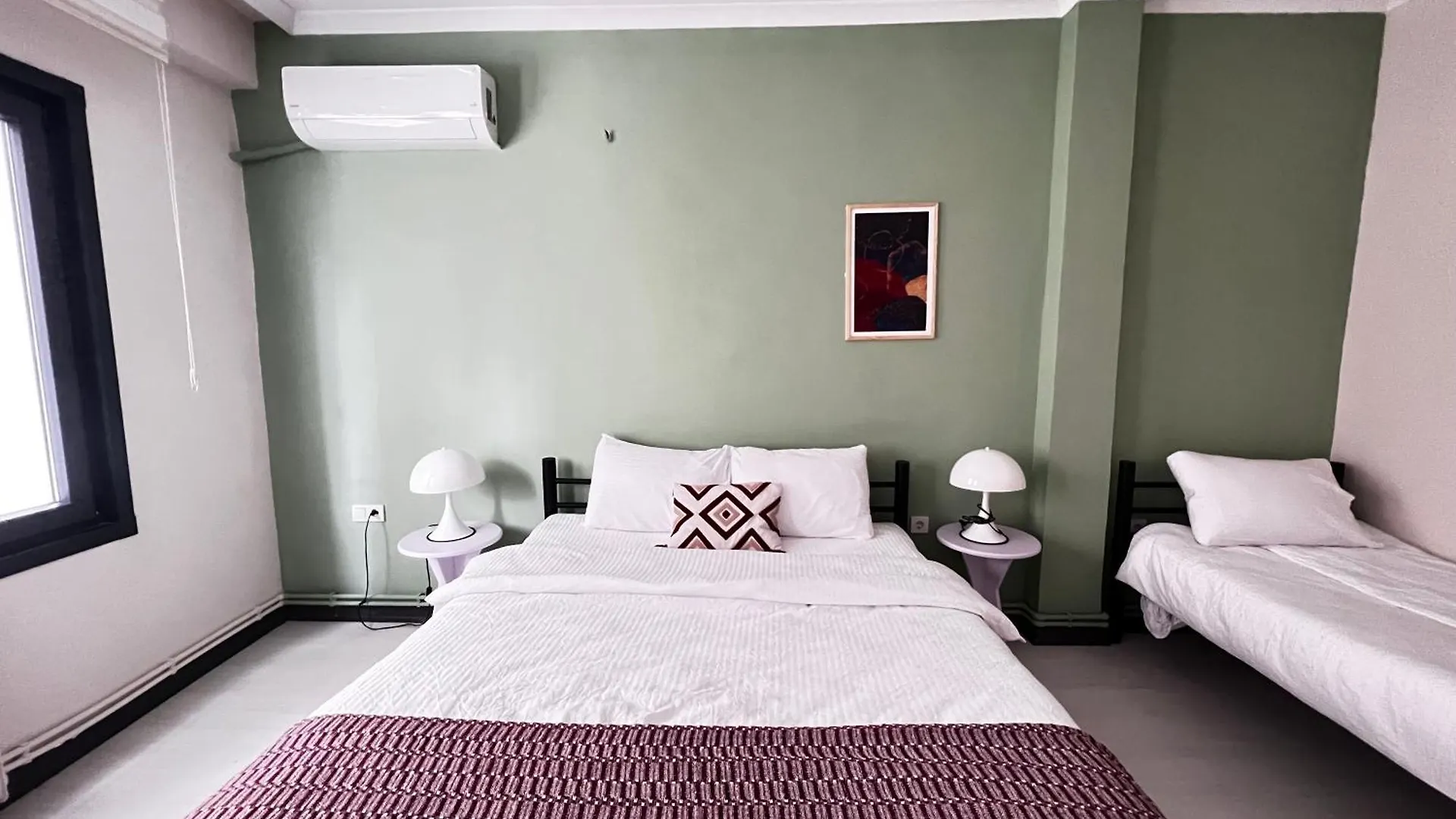 Wonder Karakoey 4- Ultra Luxury , 4Br, 2Ba Sea View Apartment Istanbul